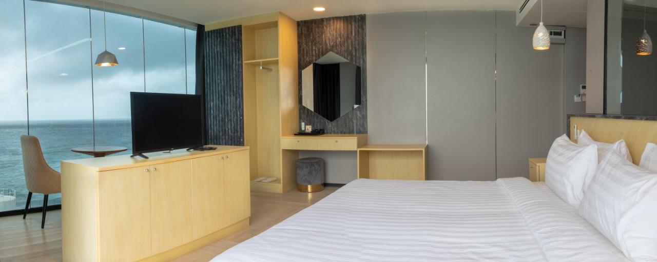 Swarn By Hawks Hotels Kamadhoo ภายนอก รูปภาพ