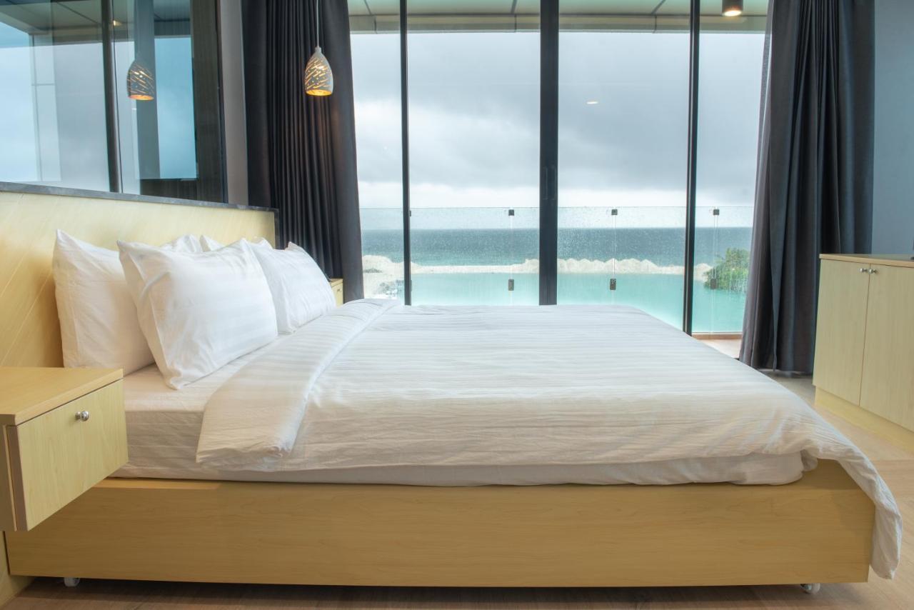 Swarn By Hawks Hotels Kamadhoo ภายนอก รูปภาพ