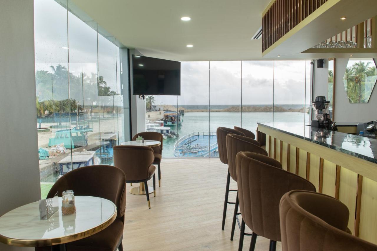 Swarn By Hawks Hotels Kamadhoo ภายนอก รูปภาพ