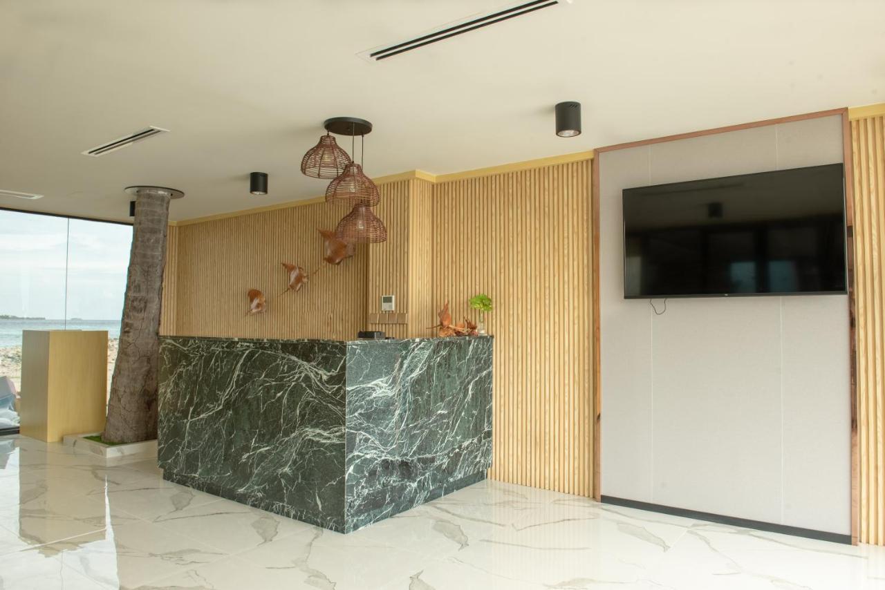Swarn By Hawks Hotels Kamadhoo ภายนอก รูปภาพ