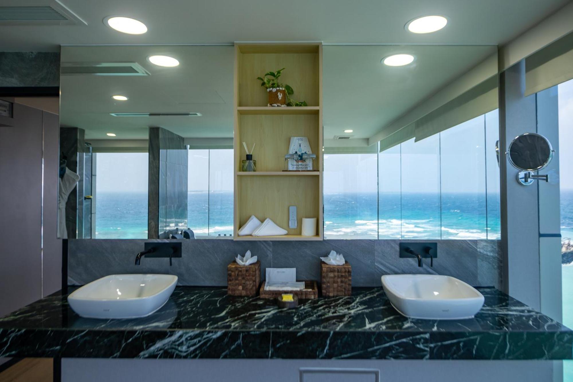 Swarn By Hawks Hotels Kamadhoo ภายนอก รูปภาพ