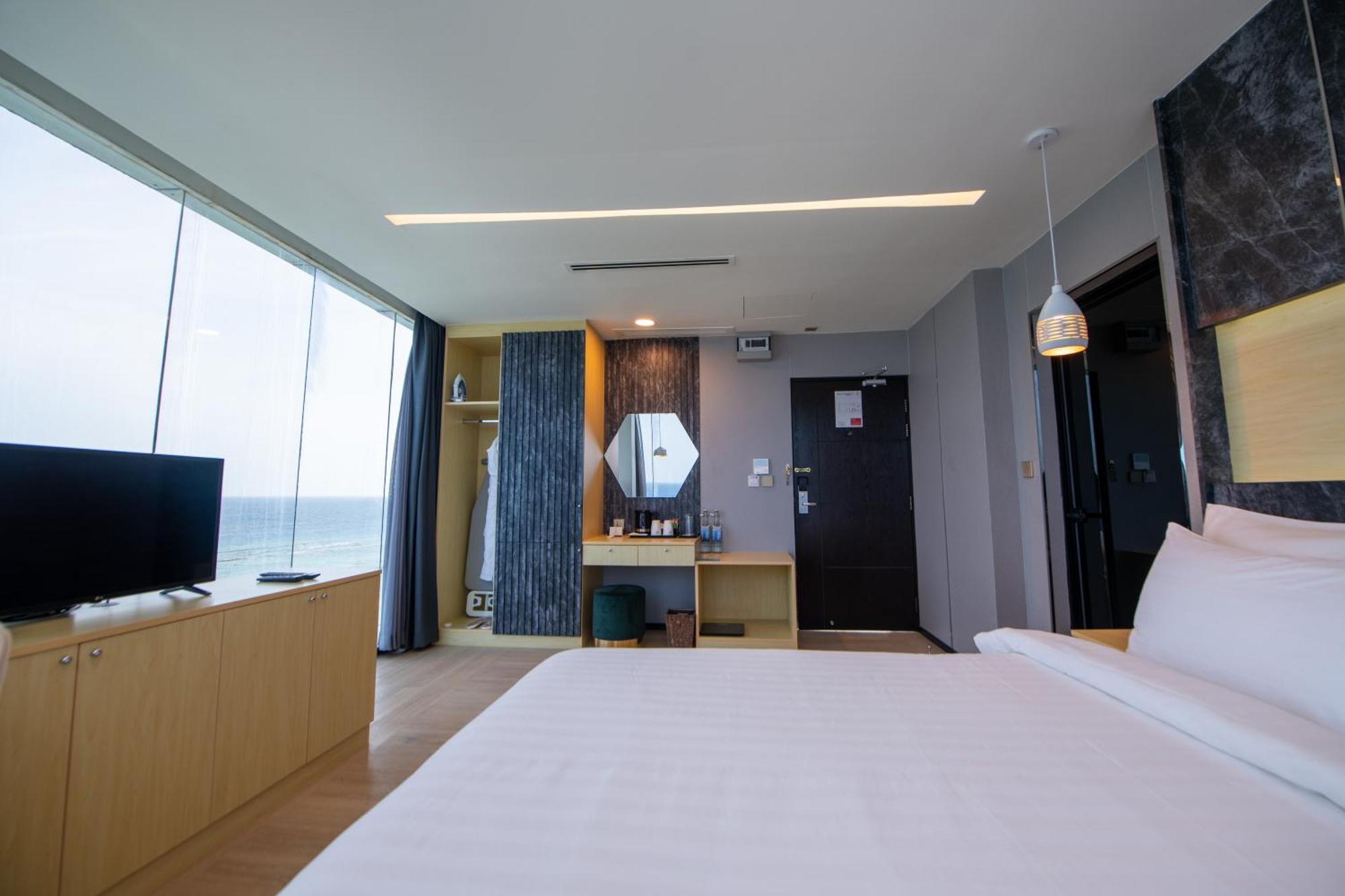 Swarn By Hawks Hotels Kamadhoo ภายนอก รูปภาพ