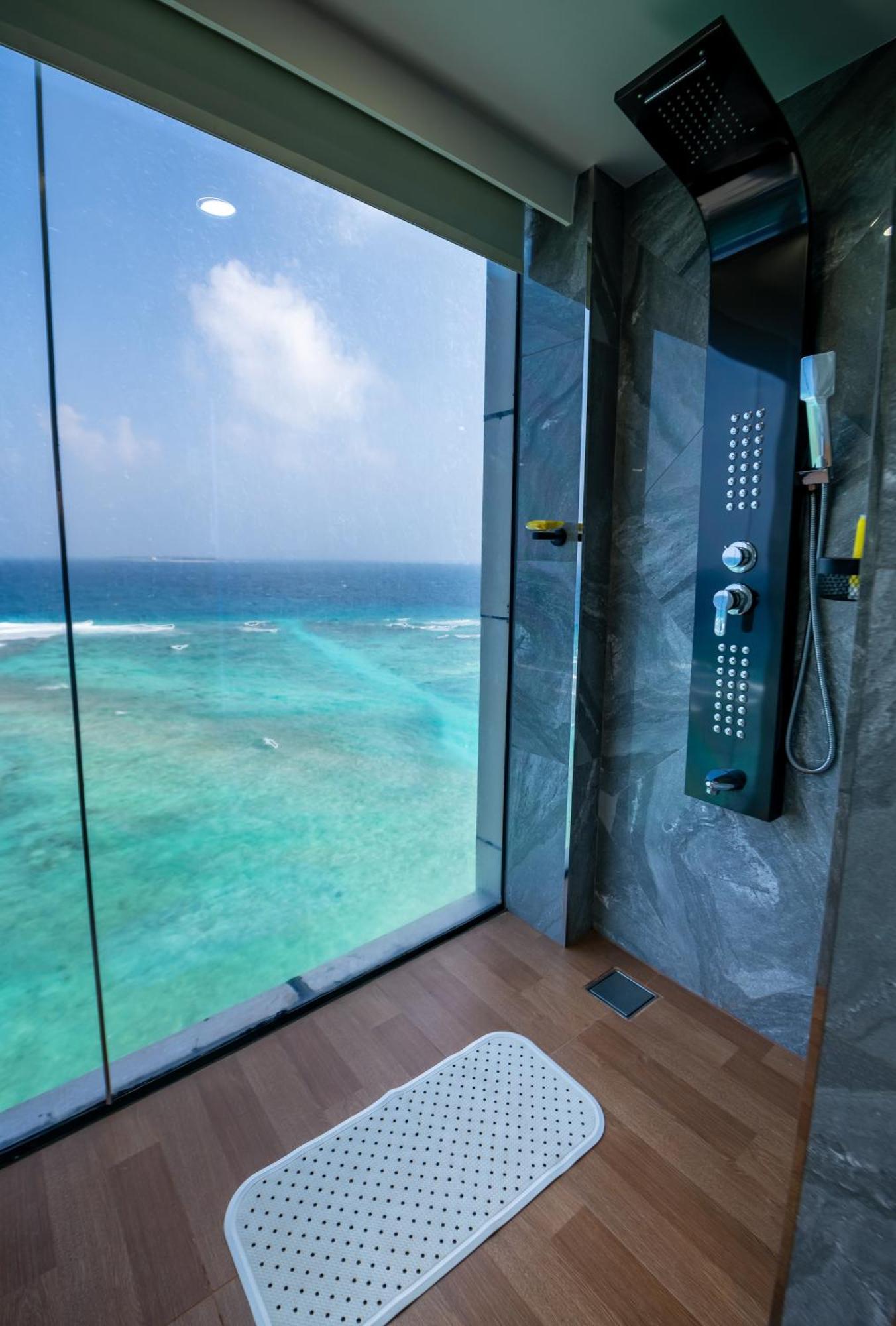 Swarn By Hawks Hotels Kamadhoo ภายนอก รูปภาพ