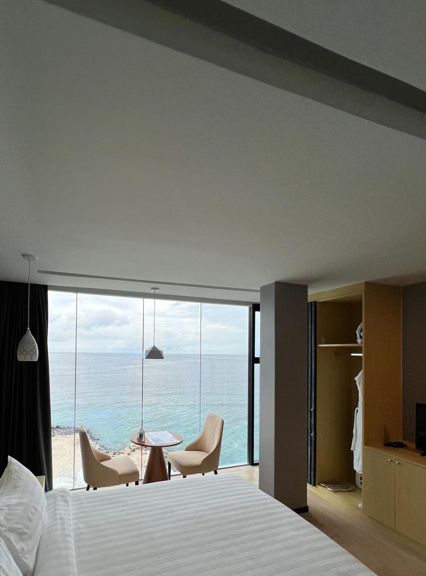 Swarn By Hawks Hotels Kamadhoo ภายนอก รูปภาพ