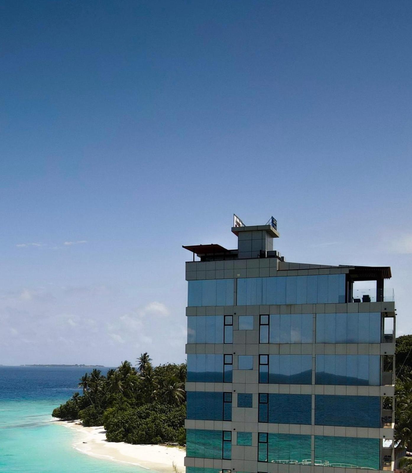 Swarn By Hawks Hotels Kamadhoo ภายนอก รูปภาพ